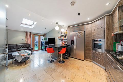 Bramcote Avenue, Mitcham, CR4