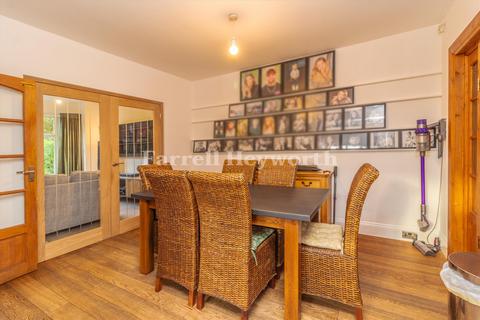 20 Cavendish Drive, Ribbleton, Preston, PR2 6NA