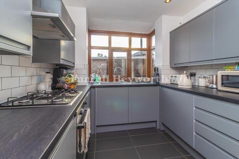 20 Cavendish Drive, Ribbleton, Preston, PR2 6NA