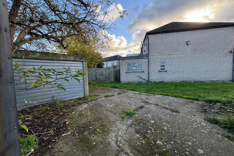 undefined, Manor Avenue, Hounslow, TW4