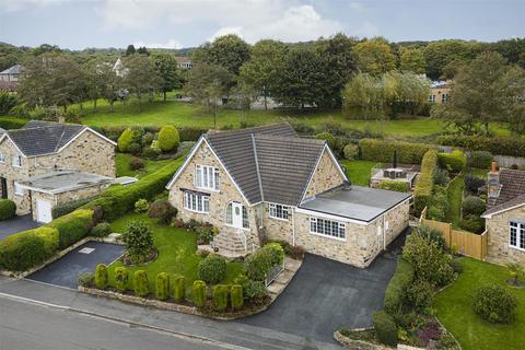 5 bedroom detached house for sale, The Fairway, Huddersfield HD2