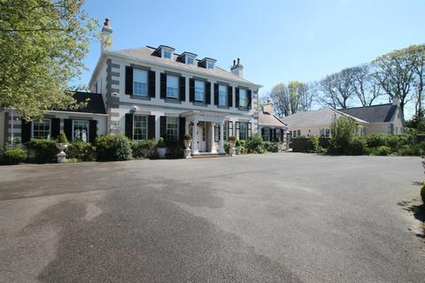 8 bedroom house for sale, A Remarkable Georgian Mansion In St Peter