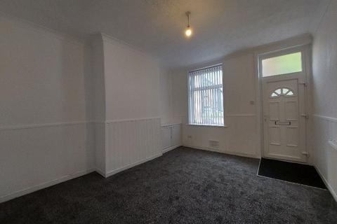 2 bedroom terraced house to rent, Shale Street, Burnley BB12