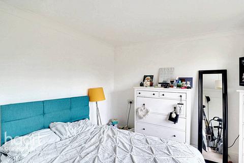 Flat 3, Boyd House Dorset Road, Beckenham, BR3 4EE
