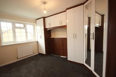 3 bedroom house to rent, Coe Spur, Slough SL1