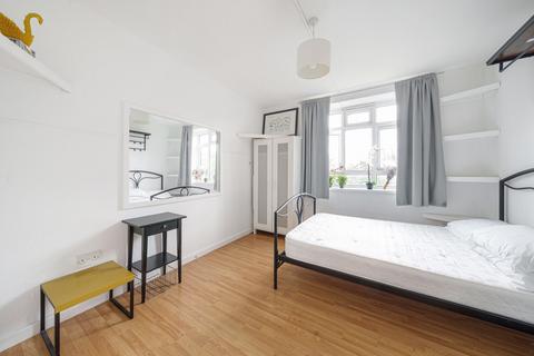 2 bedroom apartment for sale, Holderness House, Champion Hill, Camberwell