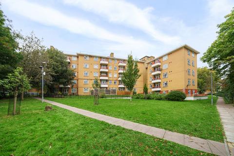 2 bedroom apartment for sale, Holderness House, Champion Hill, Camberwell
