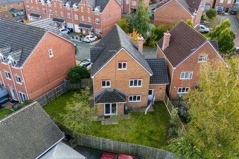 5 bedroom detached house for sale, Iona Crescent, Widnes