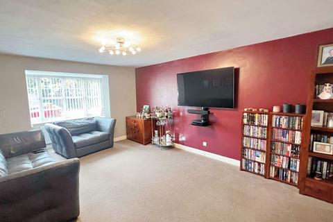 5 bedroom detached house for sale, Iona Crescent, Widnes