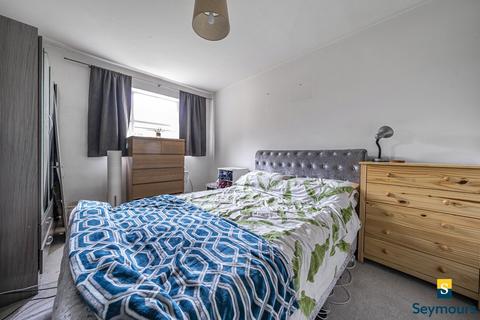 190 Worplesdon Road, Guildford, GU2 9UY