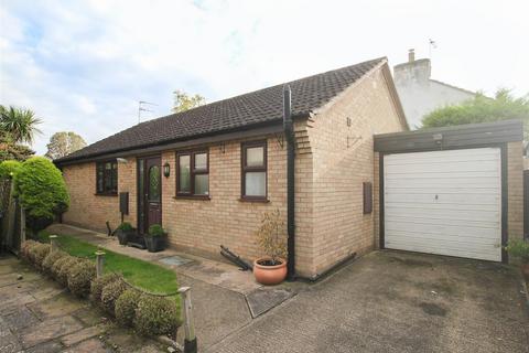 2 bedroom detached bungalow for sale, Crauden Gardens, Ely CB7