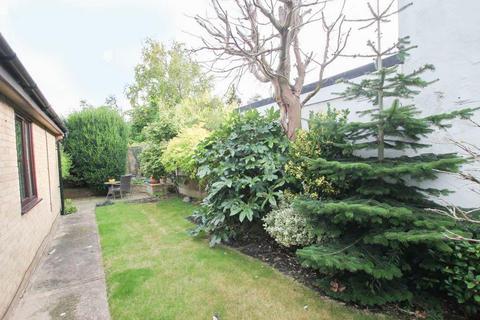 2 bedroom detached bungalow for sale, Crauden Gardens, Ely CB7