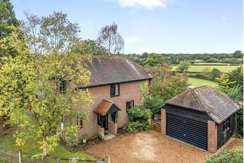 4 bedroom detached house for sale, The Luth, Billingshurst RH14