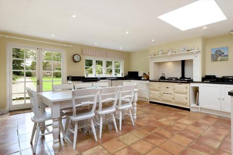 6 bedroom detached house for sale, Alresford Road, Preston Candover, Basingstoke, Hampshire, RG25