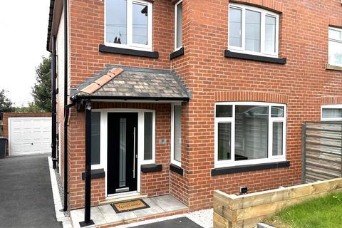 3 bedroom semi-detached house to rent, Barthorpe Avenue,  Leeds, LS17