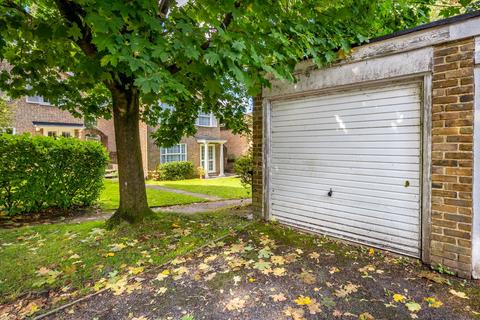37 Chiltern Walk, Tunbridge Wells, TN2 3NJ