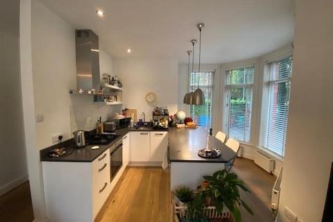 2 bedroom duplex to rent, Moorfield House, Didsbury, Manchester