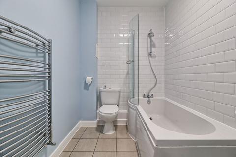 72 Brandon Close, Chafford Hundred, Grays, RM16 6QX