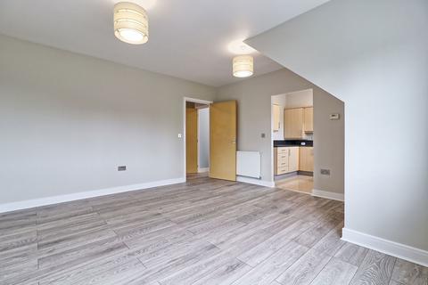 72 Brandon Close, Chafford Hundred, Grays, RM16 6QX
