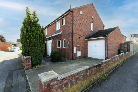 2 Ganton Close, Billingham, TS22 5RE
