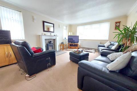 4 bedroom link detached house for sale, Kylemilne Way, Stourport-On-Severn