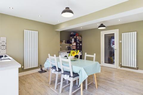 7 Board Close, St Georges, Telford, TF2 9PP
