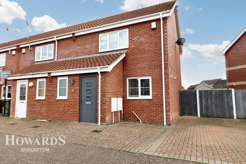 2 bedroom end of terrace house for sale, Kings Drive, Bradwell