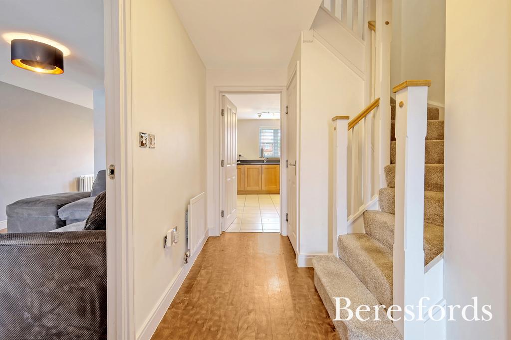 Lake Mead, Heybridge, CM9 4 bed semidetached house for sale £450,000