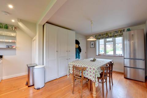 2 bedroom semi-detached house for sale, Priest Close, Henley On Thames