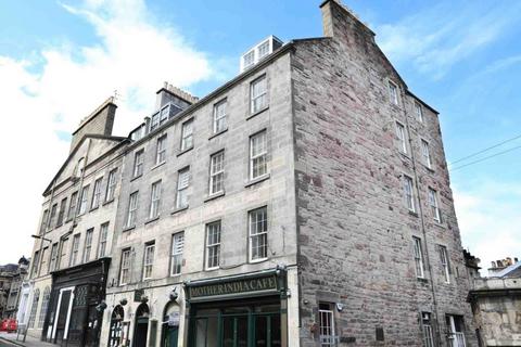 3200L – Infirmary Street, Edinburgh, EH1 1LT