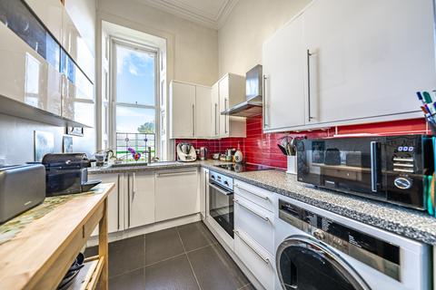 16a Bruce Road, Glasgow, G41 5EJ