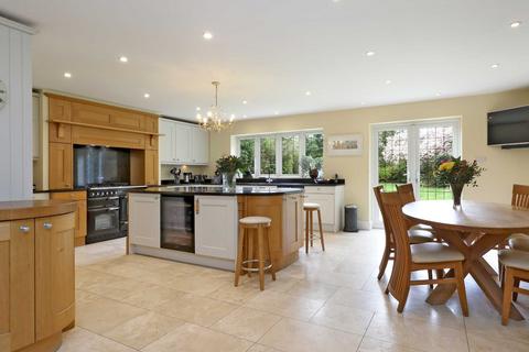 6 bedroom detached house for sale, Dropmore Road, Burnham, SL1