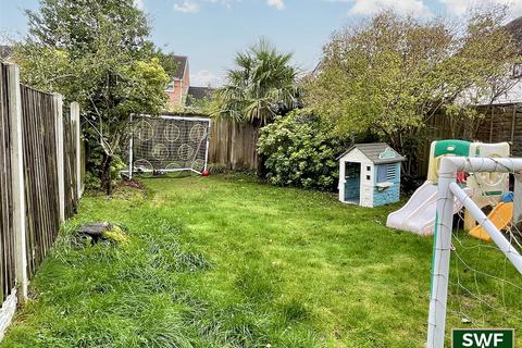 11 Belvedere Avenue, Wolverhampton, WV4 5TD