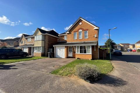 4 bedroom detached house to rent, Falcon Way, Beck Row IP28