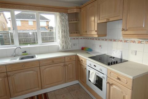 4 bedroom detached house to rent, Falcon Way, Beck Row IP28