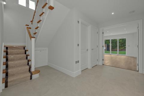 4 bedroom detached house for sale, Corkran Road, Surbiton, KT6