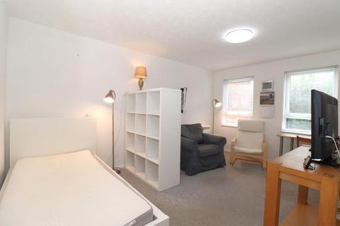 Studio for sale, Framlingham Grove, Kenilworth