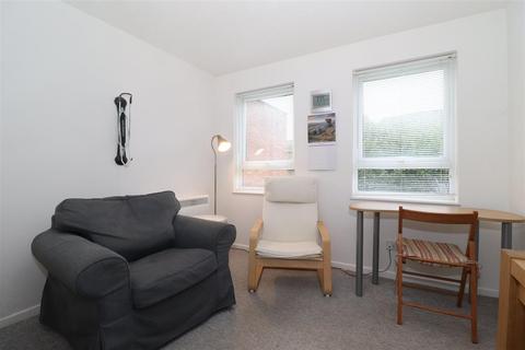 Studio for sale, Framlingham Grove, Kenilworth