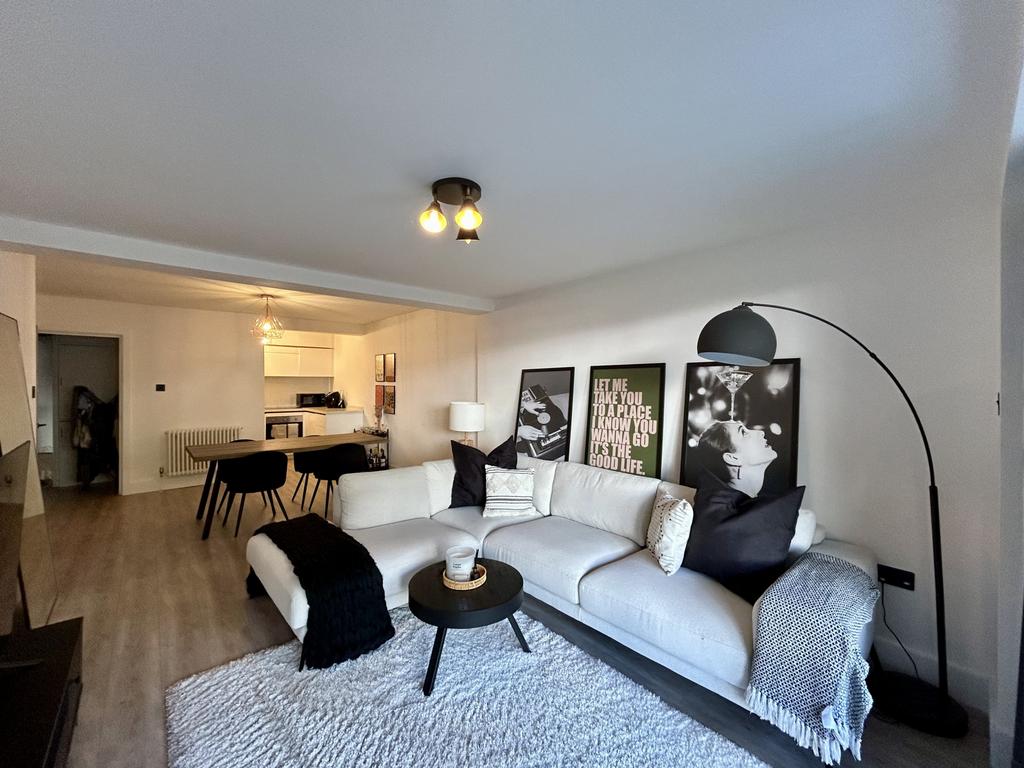 Mulgrave Road, Croydon, Surrey, CR0 1 bed apartment to rent £1,550 pcm (£358 pw)