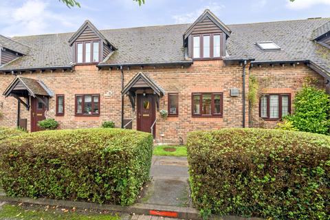 2 bedroom retirement property for sale, Highfield Court, Reading RG7