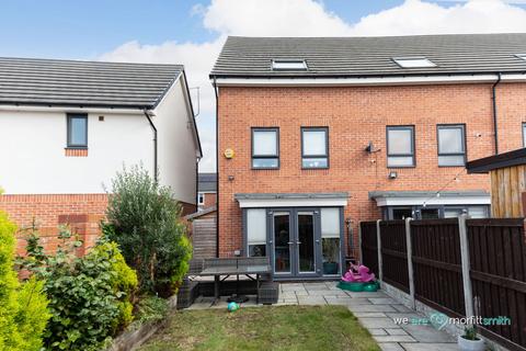 3 bedroom townhouse for sale, Oak Dene Way, Waverley, S60 8BE