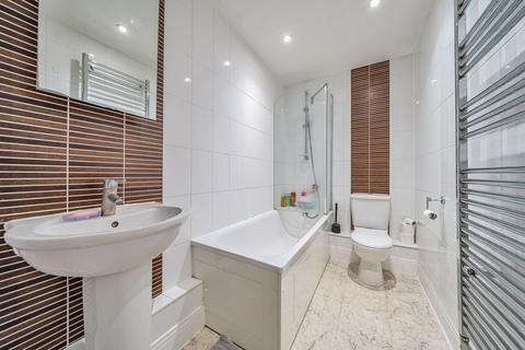 2 bedroom apartment for sale, West End Road, Ruislip, Middlesex