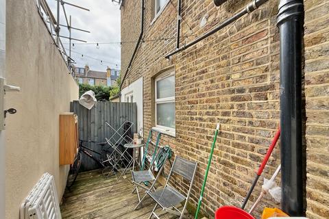 1 bedroom flat to rent, London N19