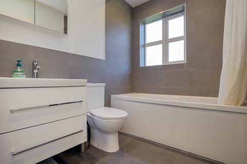 1 Elliots Way, Caversham, Reading, RG4 8BW
