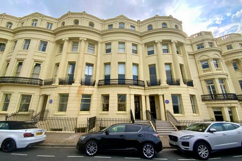 1 bedroom flat for sale, Brunswick Square, Hove, BN3