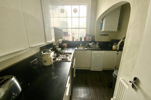 1 bedroom flat for sale, Brunswick Square, Hove, BN3