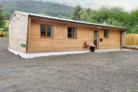 2 bedroom detached house to rent, Llanellen NP7