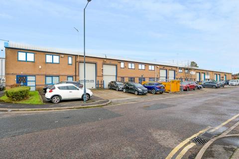 Industrial unit to rent, London NW10