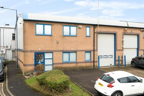 Industrial unit to rent, London NW10