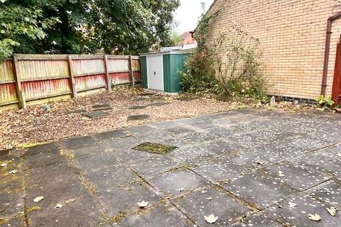 8 Bracken Close, Leicester, LE5 4JY